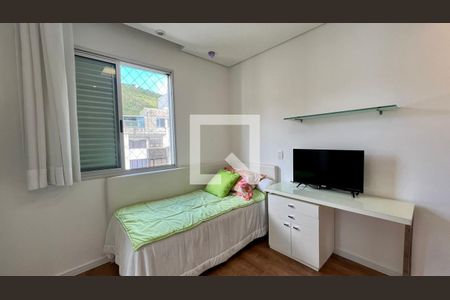 Apartamento à venda com 320m², 4 quartos e 4 vagasQuarto