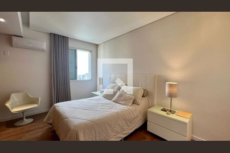 Apartamento à venda com 320m², 4 quartos e 4 vagasSuíte