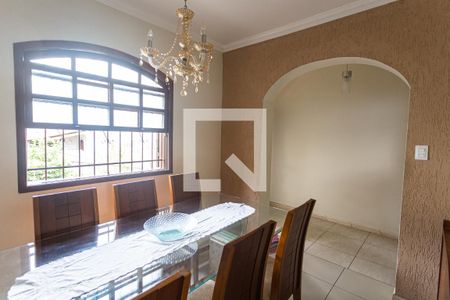 Casa à venda com 162m², 5 quartos e 3 vagasCopa 