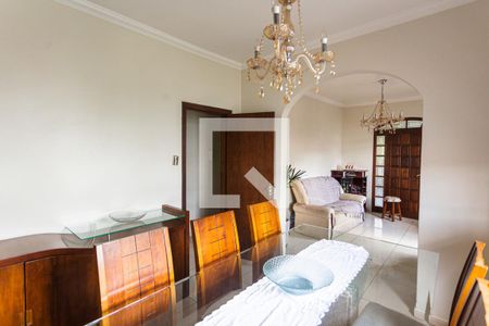 Casa à venda com 162m², 5 quartos e 3 vagasCopa 