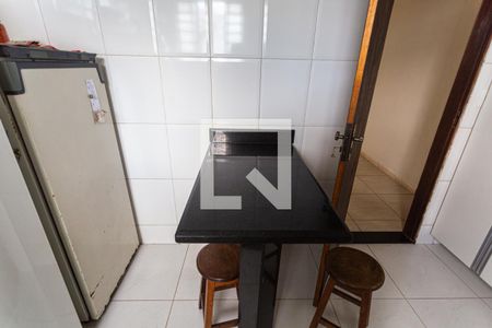 Casa à venda com 162m², 5 quartos e 3 vagasCozinha 