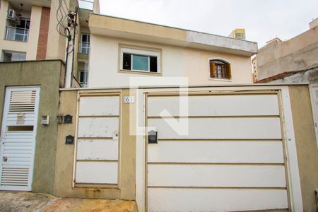Casa à venda com 205m², 3 quartos e 4 vagasFachada
