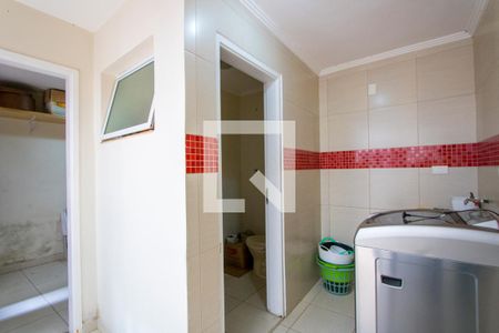 Casa à venda com 205m², 3 quartos e 4 vagasÁrea de serviço