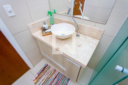 Casa à venda com 205m², 3 quartos e 4 vagasBanheiro social