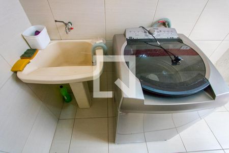 Casa à venda com 205m², 3 quartos e 4 vagasÁrea de serviço