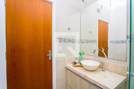 Casa à venda com 205m², 3 quartos e 4 vagasBanheiro social