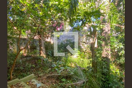 Casa à venda com 130m², 3 quartos e 2 vagas Casa à venda com 130m², 3 quartos e 2 vagasÁrea externa