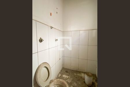 Casa à venda com 130m², 3 quartos e 2 vagas Casa à venda com 130m², 3 quartos e 2 vagasBanheiro