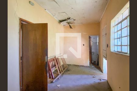 Casa à venda com 130m², 3 quartos e 2 vagas Casa à venda com 130m², 3 quartos e 2 vagasCozinha