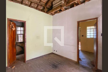 Sala de casa à venda com 3 quartos, 130m² em Chora Menino, São Paulo