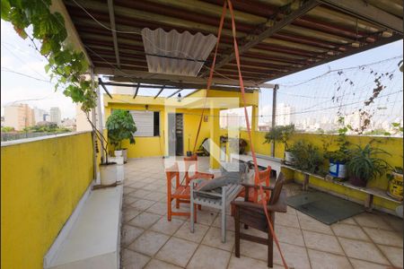 Casa à venda com 255m², 4 quartos e 4 vagasVaranda