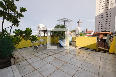 Casa à venda com 255m², 4 quartos e 4 vagasVaranda