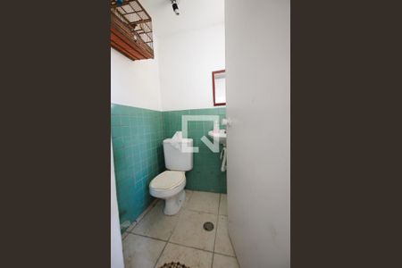 Casa à venda com 255m², 4 quartos e 4 vagasLavanderia - Banheiro