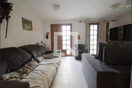 Casa à venda com 255m², 4 quartos e 4 vagasSala