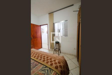 Casa à venda com 255m², 4 quartos e 4 vagasQuarto 2