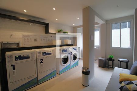 Apartamento para alugar com 38m², 2 quartos e sem vagaLavanderia área comum