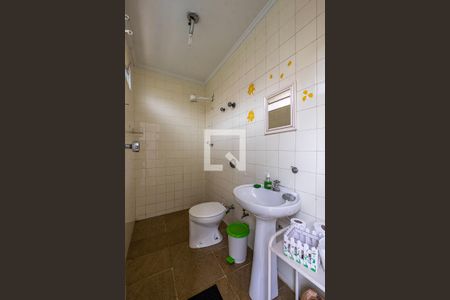 Casa à venda com 360m², 4 quartos e 3 vagasQuintal - Banheiro