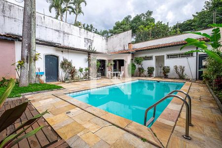 Casa à venda com 360m², 4 quartos e 3 vagasQuintal