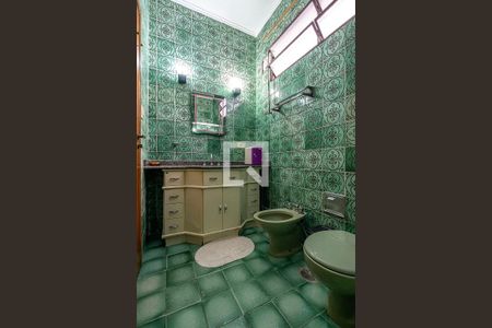 Casa à venda com 360m², 4 quartos e 3 vagasSuíte 2 - Banheiro