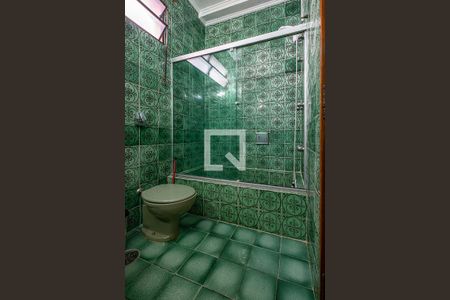 Casa à venda com 360m², 4 quartos e 3 vagasSuíte 2 - Banheiro