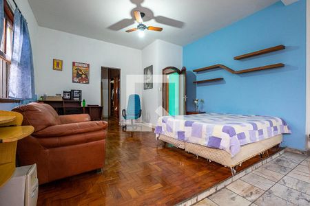 Casa à venda com 360m², 4 quartos e 3 vagasSuíte 2