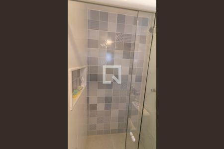 Suíte - Banheiro de casa de condomínio para alugar com 4 quartos, 200m² em Vargem Grande, Rio de Janeiro