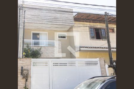 Fachada de casa de condomínio para alugar com 4 quartos, 200m² em Vargem Grande, Rio de Janeiro