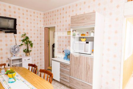 Casa à venda com 112m², 3 quartos e 2 vagas Casa à venda com 112m², 3 quartos e 2 vagasCozinha