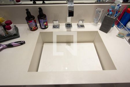 Apartamento à venda com 93m², 2 quartos e 1 vagaBanheiro 