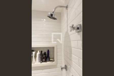 Apartamento à venda com 93m², 2 quartos e 1 vagaBanheiro da Suíte 