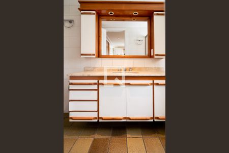 Apartamento à venda com 350m², 4 quartos e 3 vagasBanheiro Quarto 4 - Suíte Cobertura