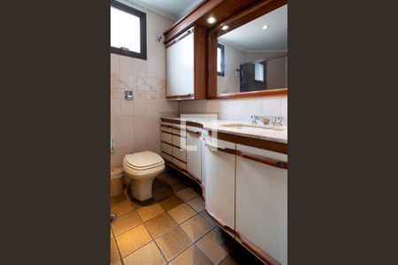 Apartamento à venda com 350m², 4 quartos e 3 vagasBanheiro Quarto 1 - Suíte