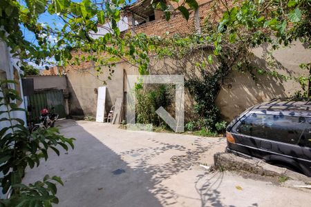 Casa à venda com 90m², 3 quartos e 3 vagas Casa à venda com 90m², 3 quartos e 3 vagasQuintal