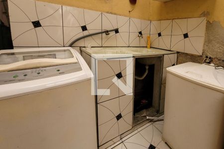 Casa à venda com 90m², 3 quartos e 3 vagas Casa à venda com 90m², 3 quartos e 3 vagasÁrea de Serviço