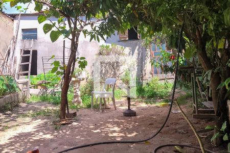 Casa à venda com 90m², 3 quartos e 3 vagas Casa à venda com 90m², 3 quartos e 3 vagasQuintal