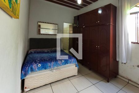 Casa à venda com 90m², 3 quartos e 3 vagas Casa à venda com 90m², 3 quartos e 3 vagasSuite