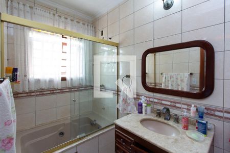 Casa à venda com 190m², 4 quartos e 6 vagasBanheiro Suíte