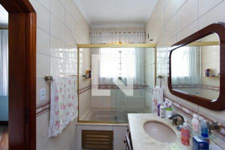 Casa à venda com 190m², 4 quartos e 6 vagasBanheiro Suíte