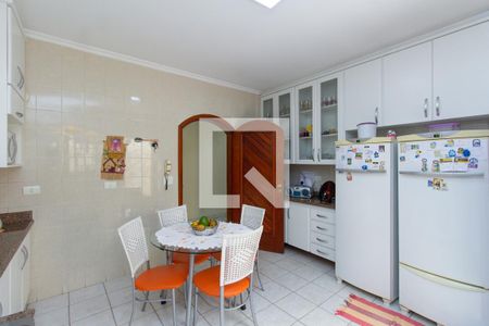 Casa à venda com 190m², 4 quartos e 6 vagasCozinha