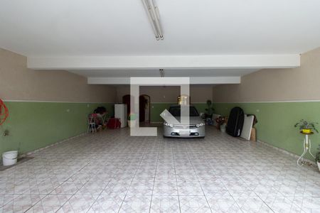Casa à venda com 190m², 4 quartos e 6 vagasGaragem