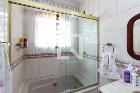 Casa à venda com 190m², 4 quartos e 6 vagasBanheiro Suíte