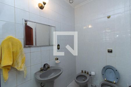 Casa à venda com 190m², 4 quartos e 6 vagasBanheiro 1