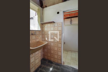 Casa para alugar com 60m², 2 quartos e sem vagaÁrea de Serviço