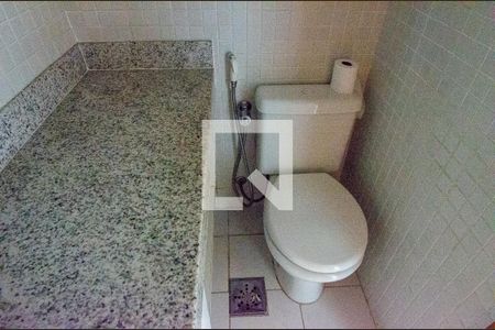 Apartamento à venda com 130m², 2 quartos e 2 vagas Apartamento à venda com 130m², 2 quartos e 2 vagasbanheiro social