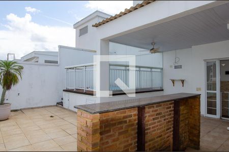 Apartamento à venda com 130m², 2 quartos e 2 vagas Apartamento à venda com 130m², 2 quartos e 2 vagasTerraço