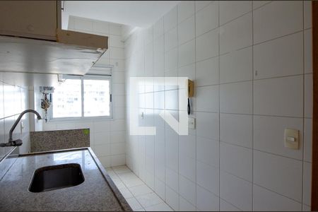 Apartamento à venda com 130m², 2 quartos e 2 vagas Apartamento à venda com 130m², 2 quartos e 2 vagasCozinha