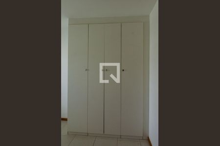 Apartamento à venda com 130m², 2 quartos e 2 vagas Apartamento à venda com 130m², 2 quartos e 2 vagasSuite 1