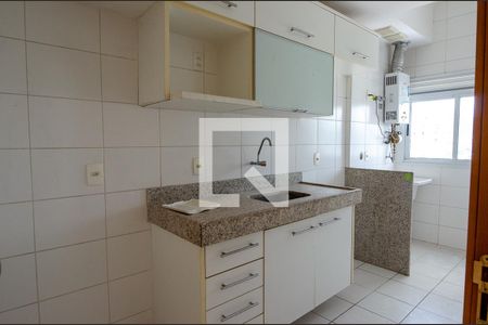 Apartamento à venda com 130m², 2 quartos e 2 vagas Apartamento à venda com 130m², 2 quartos e 2 vagasCozinha