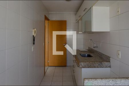 Apartamento à venda com 130m², 2 quartos e 2 vagas Apartamento à venda com 130m², 2 quartos e 2 vagasCozinha