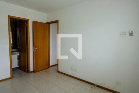 Apartamento à venda com 130m², 2 quartos e 2 vagas Apartamento à venda com 130m², 2 quartos e 2 vagasSuite 1